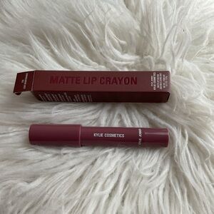 Kylie Cosmetics Matte Lip Crayon in Rich Burgundy